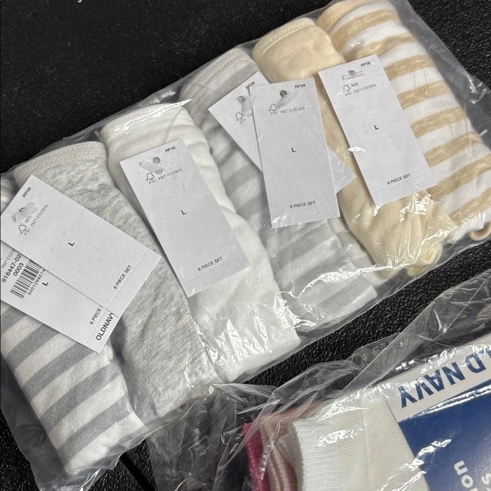 NWT Girls Bikini Socks Bundle Neutral Large